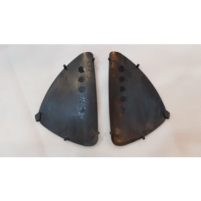 Zaślepki do stelaża wózka (mocowania uchwytu kasety gondoli) CZARNE (2szt - prawa i lewa),Roan Bass Soft i inne