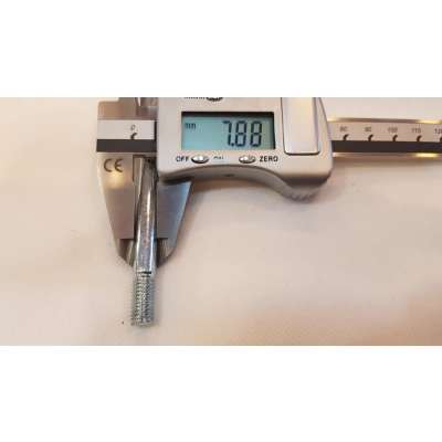 Nakrętka samokontrująca do osi w widełkach wózka (kółko obrotowe przednie)