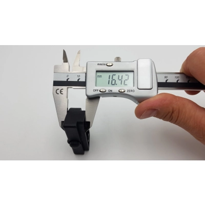 Mocowanie barierki, pałąka do wózka, spacerówki TAKO (1szt), guzik barierki