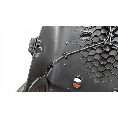 JUNAMA Spacerówka plastikowa V2, konstrukcja spacerówki z podnóżkiem